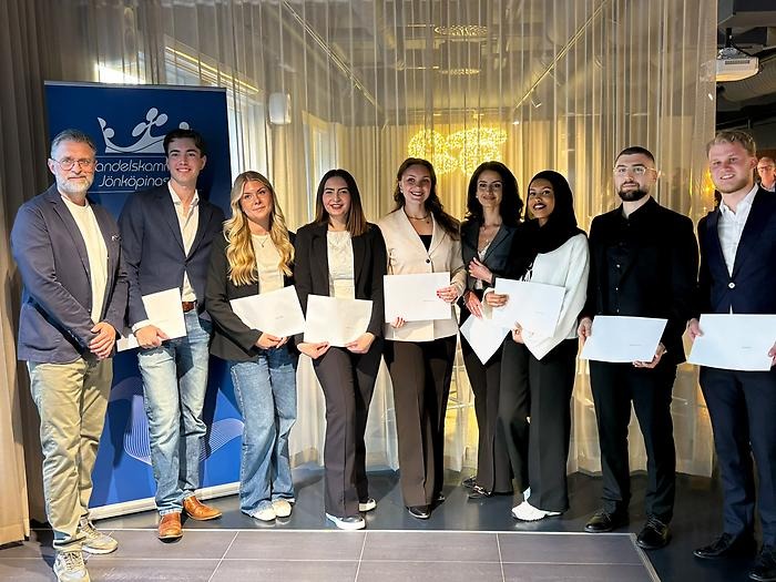Photo of the scholarship recipients